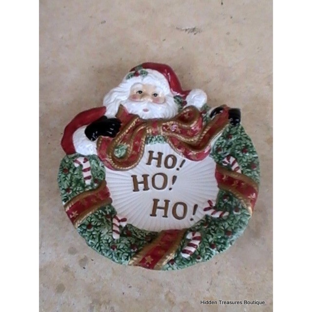 Fitz and Floyd Essentials Santa Ho Ho Ho Wreath Decorative Christmas Plate